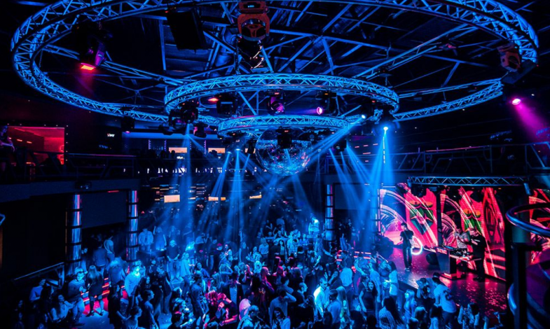 Клуб "База", Ул. Победы, 35