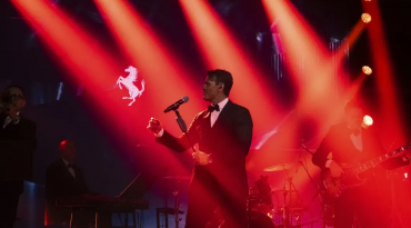 Cantare con l'iconico cavallino rampante alle spalle è stato qualcosa di magico. È stato un gra (1).png